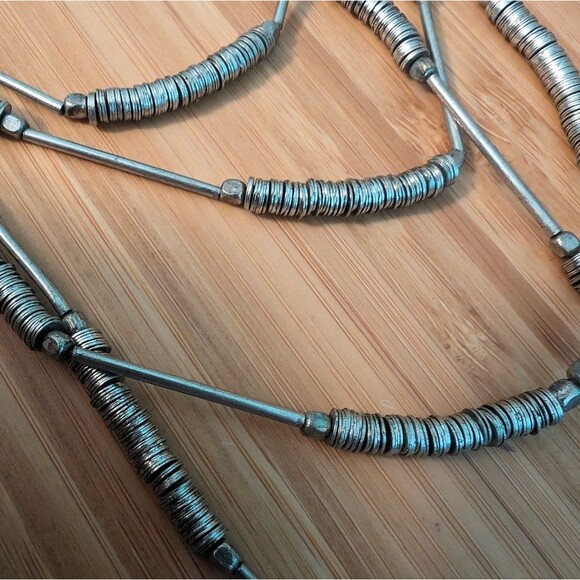 🔴 Heishi bead necklace silver toned multi strand tribal 20"-22" - Picture 6 of 8